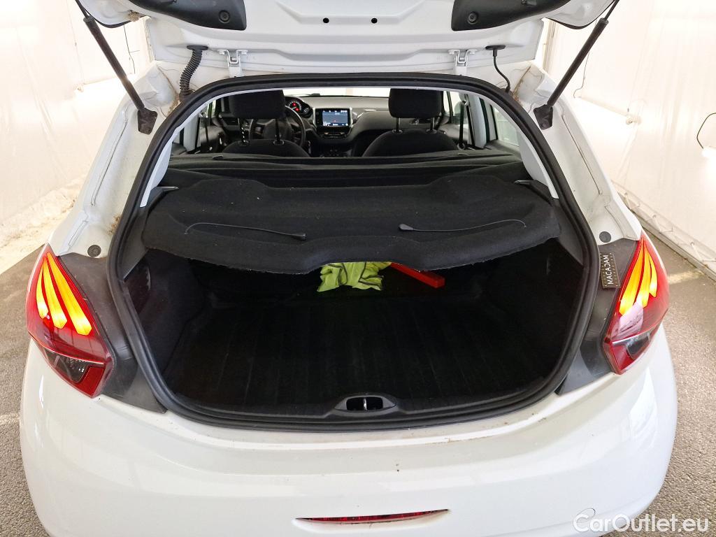  Peugeot  208  Affaire Premium Pack 1.5 HDi 100CV BVM5 E6dT #10