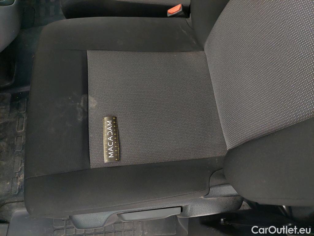  Peugeot  Expert  Fourgon Asphalt Standard 2.0 HDi 145CV BVM6 E6d #38