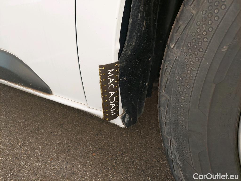  Peugeot  Expert  Fourgon Asphalt Standard 2.0 HDi 145CV BVM6 E6d #31