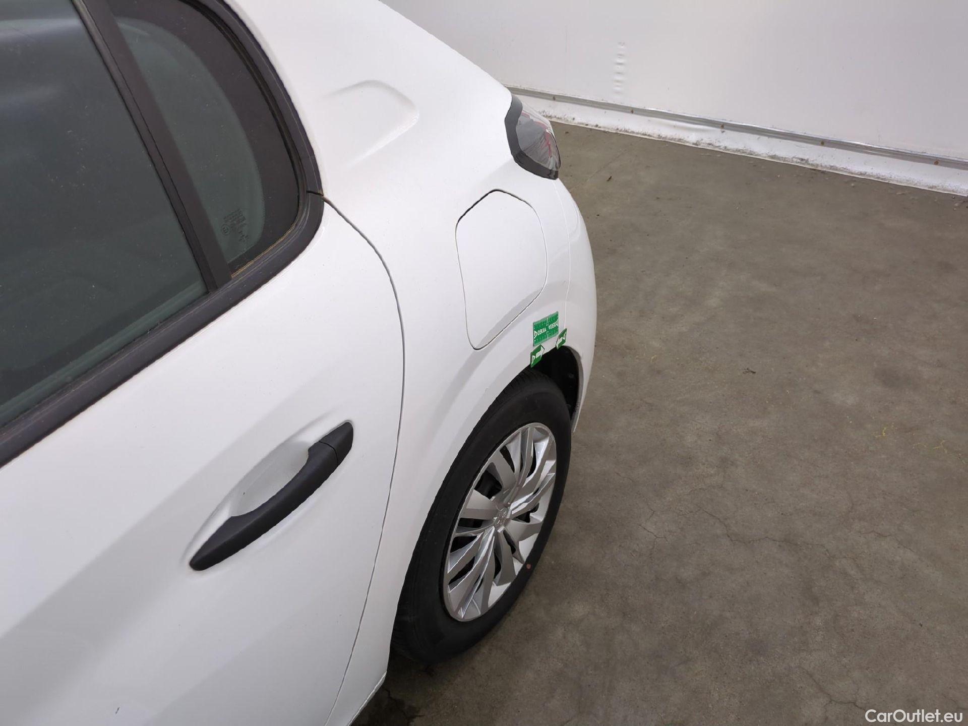  Peugeot  208  Premium 1.5 HDi 100CV BVM6 E6d #29