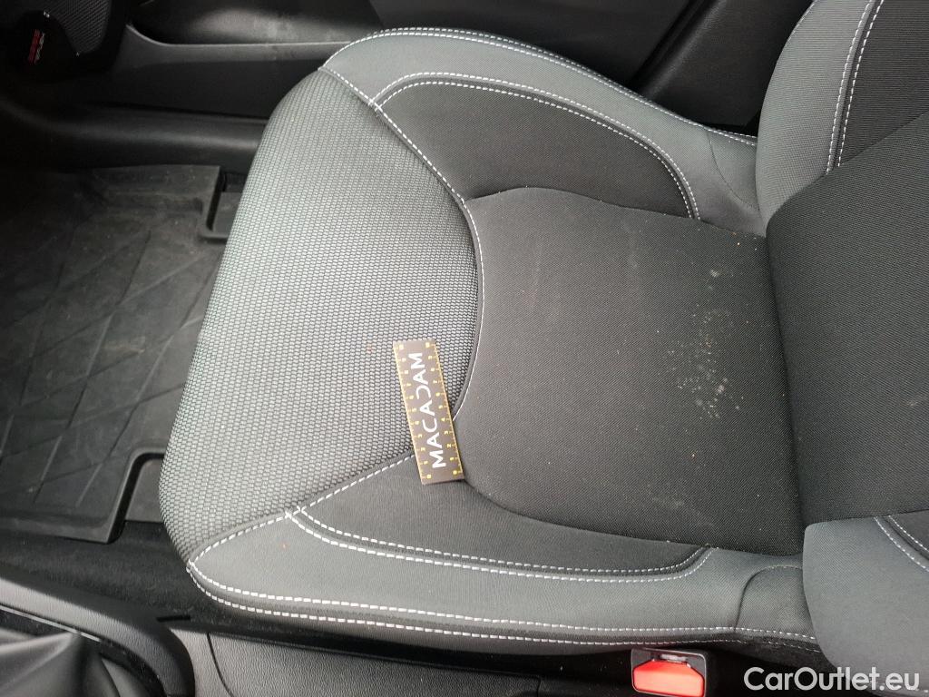  Renault  Clio  IV Business 0.9 TCe 90CV BVM5 E6 #15