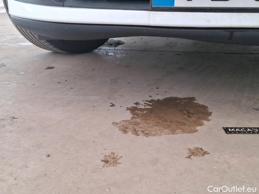  Renault  Clio  IV Business 0.9 TCe 90CV BVM5 E6 #2