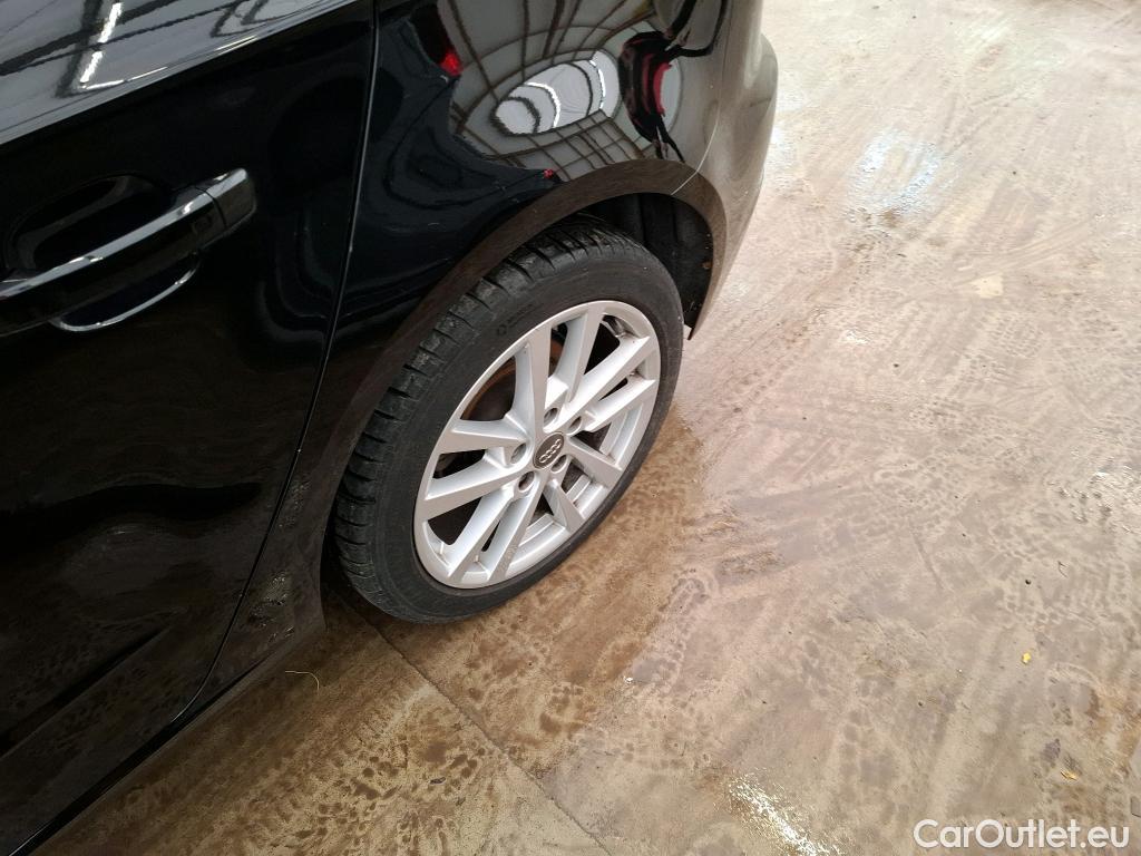  Audi  A3 AUDI  Sportback / 2016 / 5P / Berline 35 TFSI 150 COD S TRONIC BUSINESS LINE (Ex Q083) // accord de réparation donné à TEA le 30/05/25, ne pas vendre tant que travaux ne sont pas réalisés #12