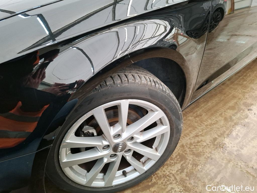  Audi  A3 AUDI  Sportback / 2016 / 5P / Berline 35 TFSI 150 COD S TRONIC BUSINESS LINE (Ex Q083) // accord de réparation donné à TEA le 30/05/25, ne pas vendre tant que travaux ne sont pas réalisés #9