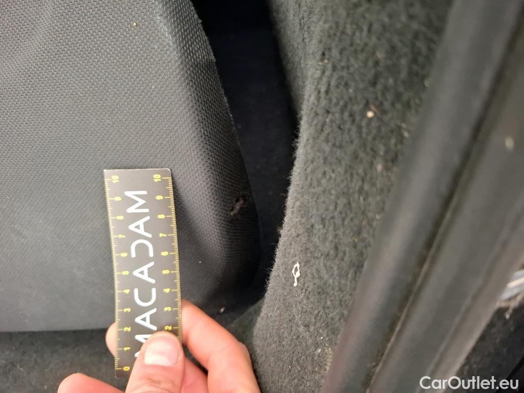  Audi  A3 AUDI  Sportback / 2016 / 5P / Berline 35 TFSI 150 COD S TRONIC BUSINESS LINE (Ex Q083) // accord de réparation donné à TEA le 30/05/25, ne pas vendre tant que travaux ne sont pas réalisés #30