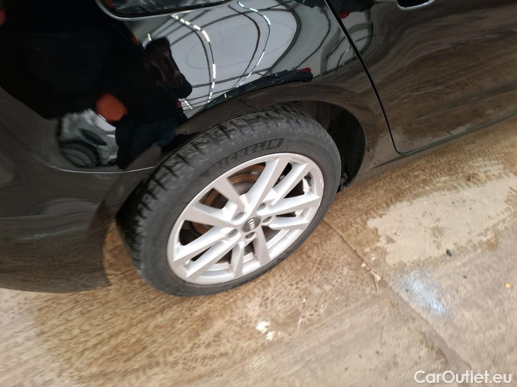  Audi  A3 AUDI  Sportback / 2016 / 5P / Berline 35 TFSI 150 COD S TRONIC BUSINESS LINE (Ex Q083) // accord de réparation donné à TEA le 30/05/25, ne pas vendre tant que travaux ne sont pas réalisés #16