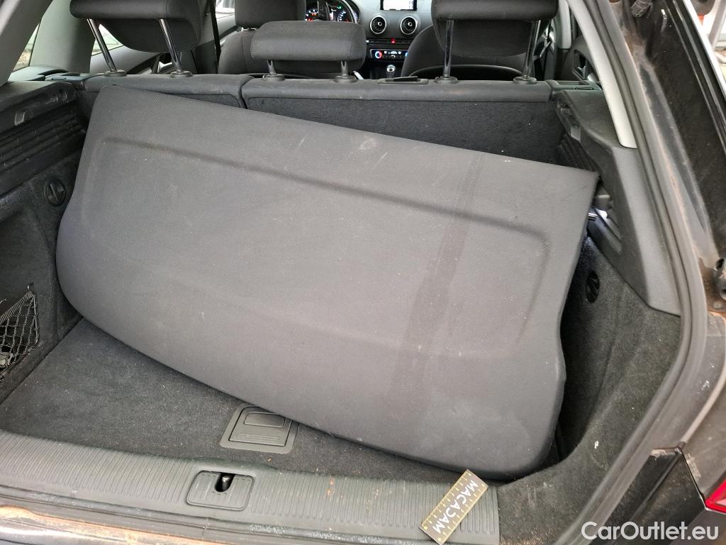 Audi  A3 AUDI  Sportback / 2016 / 5P / Berline 35 TFSI 150 COD S TRONIC BUSINESS LINE (Ex Q083) // accord de réparation donné à TEA le 30/05/25, ne pas vendre tant que travaux ne sont pas réalisés #43