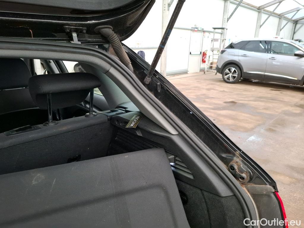  Audi  A3 AUDI  Sportback / 2016 / 5P / Berline 35 TFSI 150 COD S TRONIC BUSINESS LINE (Ex Q083) // accord de réparation donné à TEA le 30/05/25, ne pas vendre tant que travaux ne sont pas réalisés #33