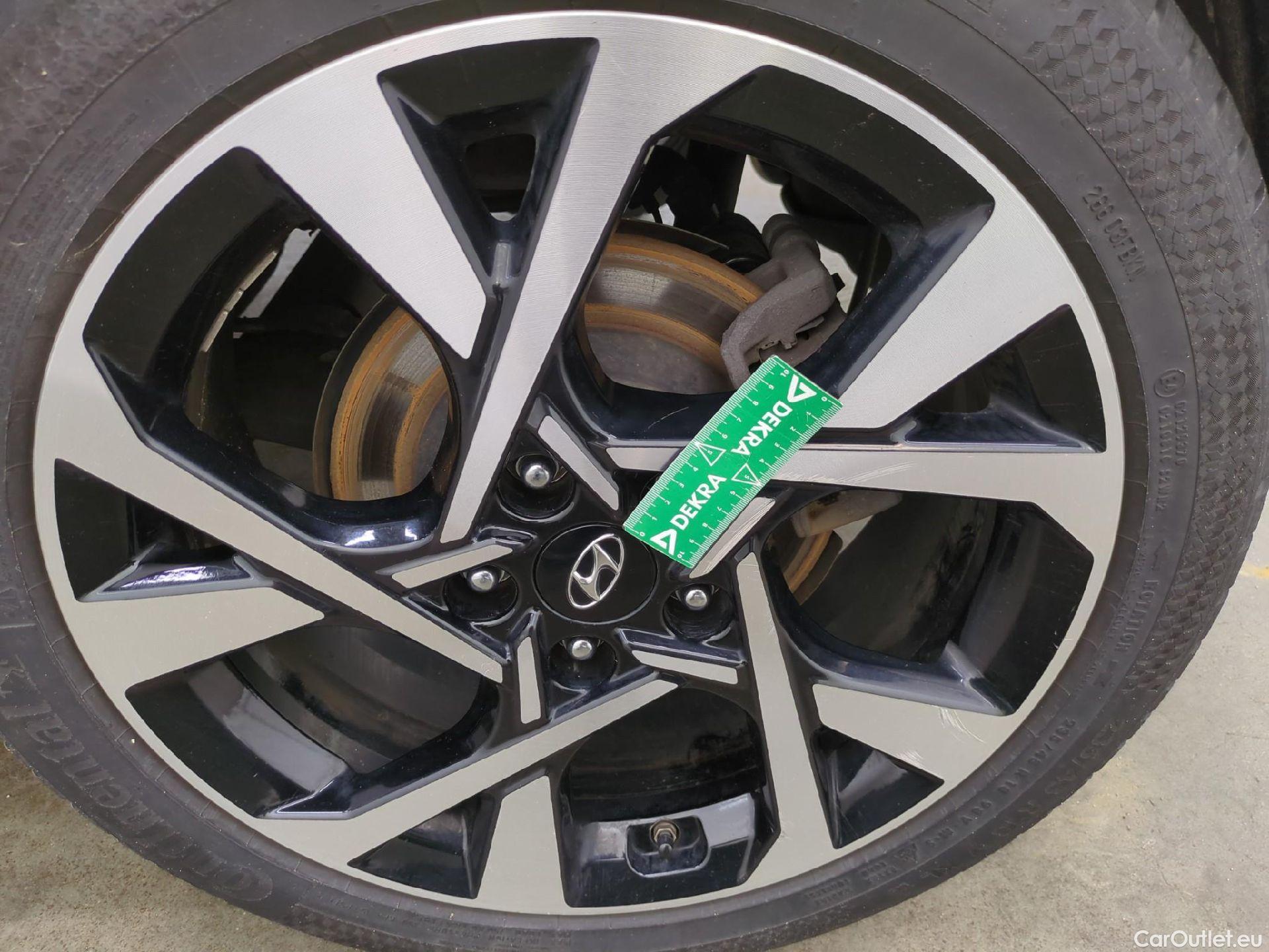  Hyundai  Konna HYUNDAI Kona / 2020 / 5P / SUV 1.6 CRDI 136 MHEV 48V DCT-7 EXECUTIVE #10