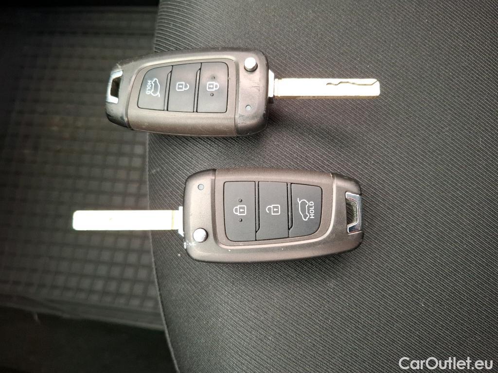  Hyundai  Tucson  Business Hybrid 2WD 1.6 T-GDI 230CV BVA6 E6d #23