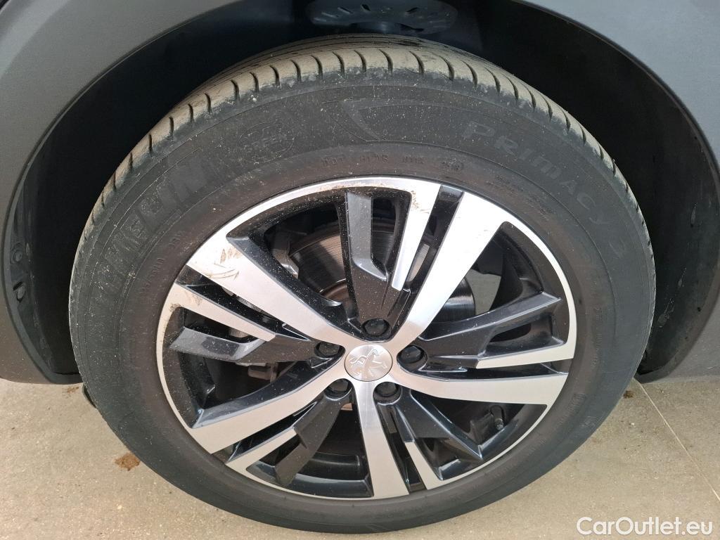  Peugeot  3008  Allure 1.2 PureTech 130CV BVM6 E6 #6