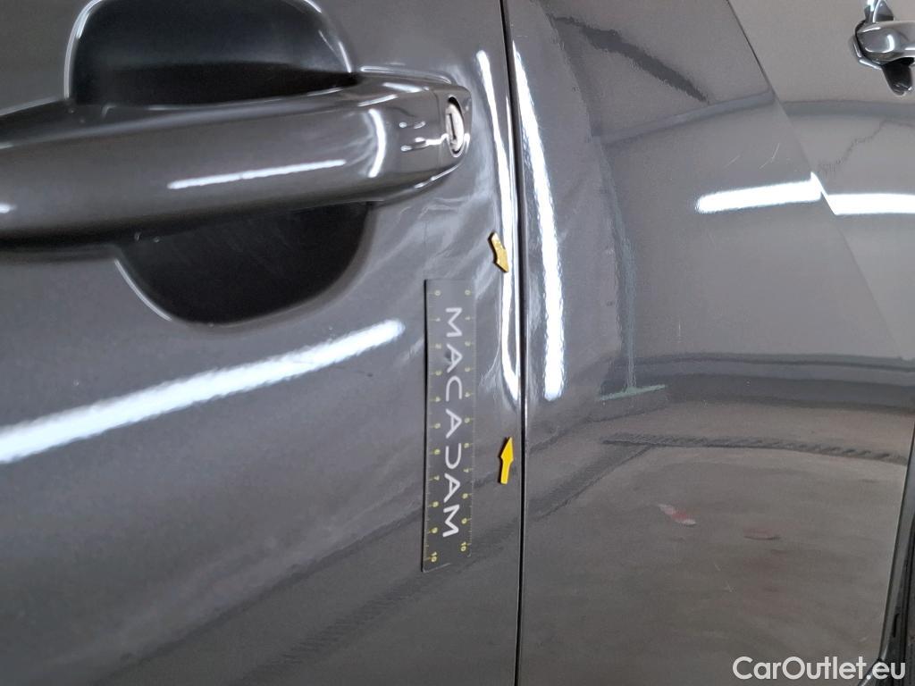 Peugeot  2008 PEUGEOT  / 2019 / 5P / Crossover PureTech 130 S&S EAT8 GT #2