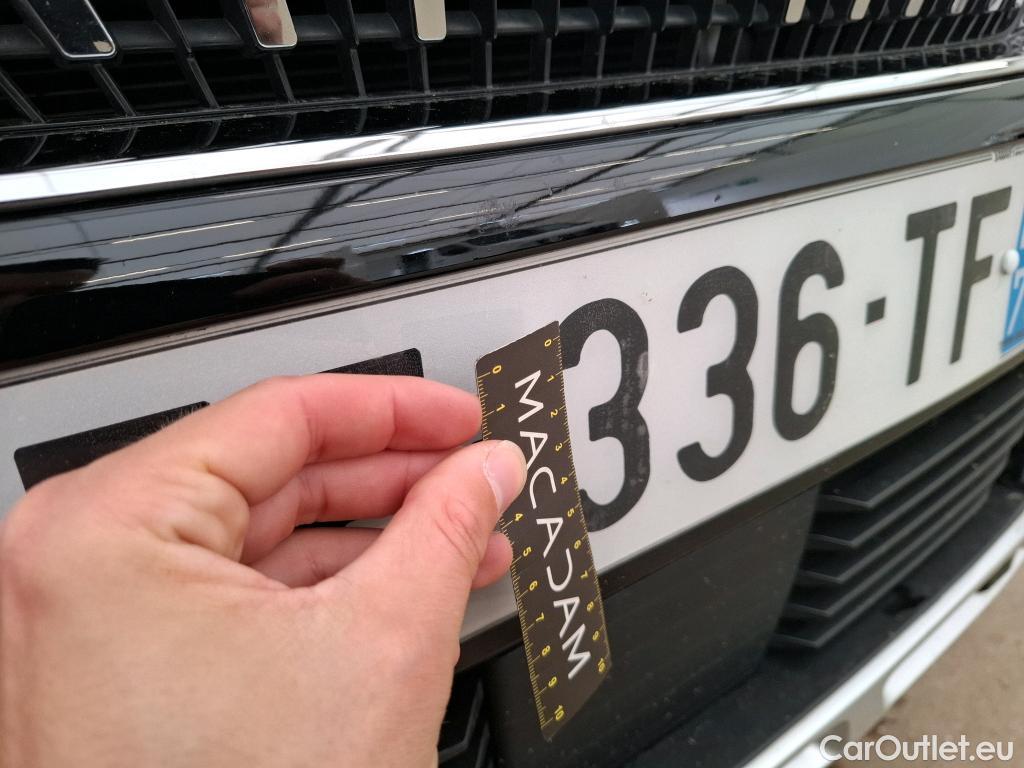  Peugeot  3008  Allure 1.2 PureTech 130CV BVM6 E6 #32