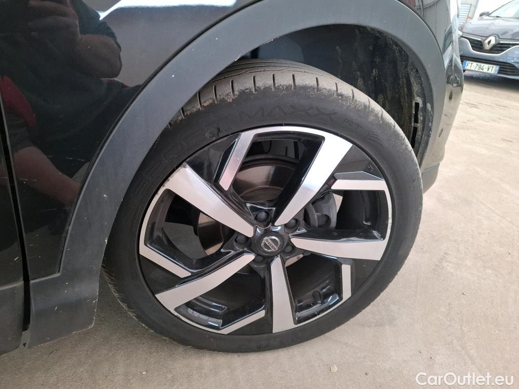  Nissan  Qashqai NISSAN  / 2017 / 5P / Crossover 1.3 DIG-T 160 DCT Tekna #16