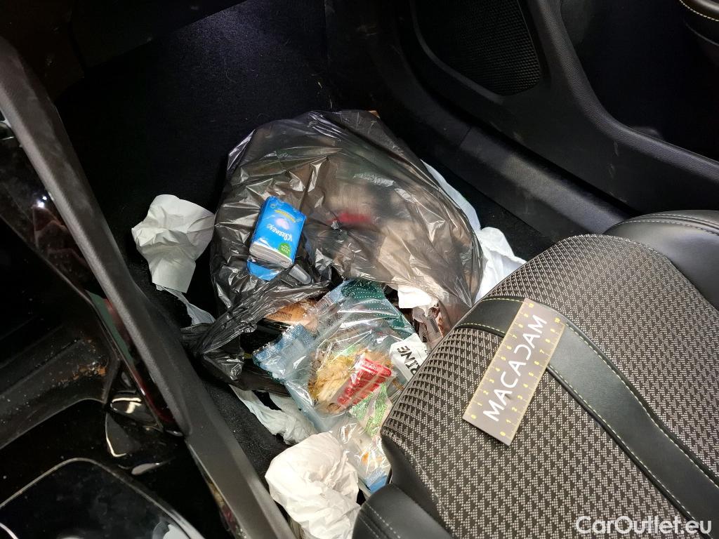  Peugeot  2008 PEUGEOT  / 2019 / 5P / Crossover PureTech 130 S&S EAT8 GT #21
