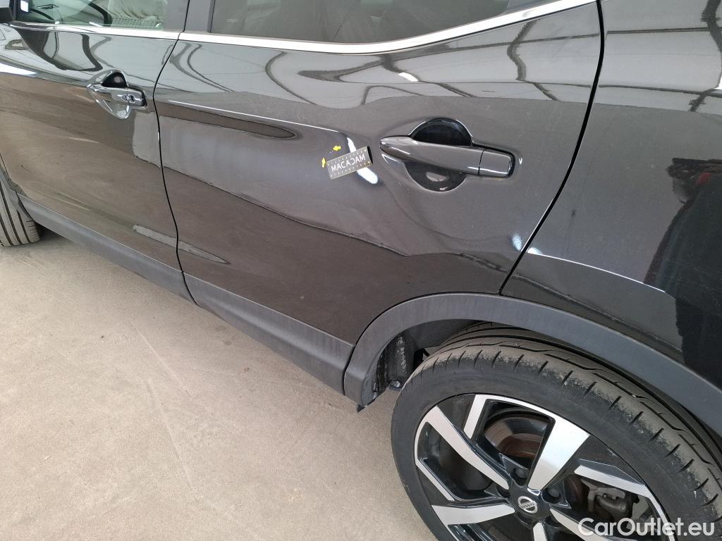  Nissan  Qashqai NISSAN  / 2017 / 5P / Crossover 1.3 DIG-T 160 DCT Tekna #23
