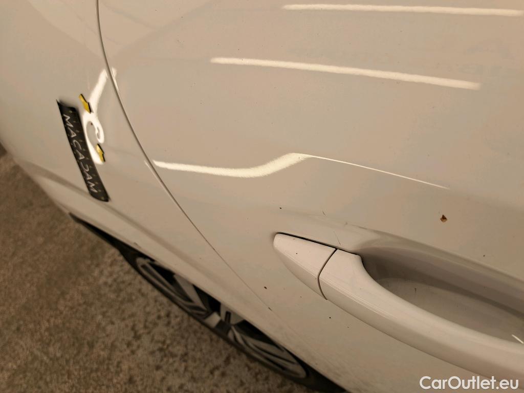  Peugeot  208  Active Business 1.2 PureTech 100CV BVM6 E6d // MALFACONS - VOIR PHOTOS // #17