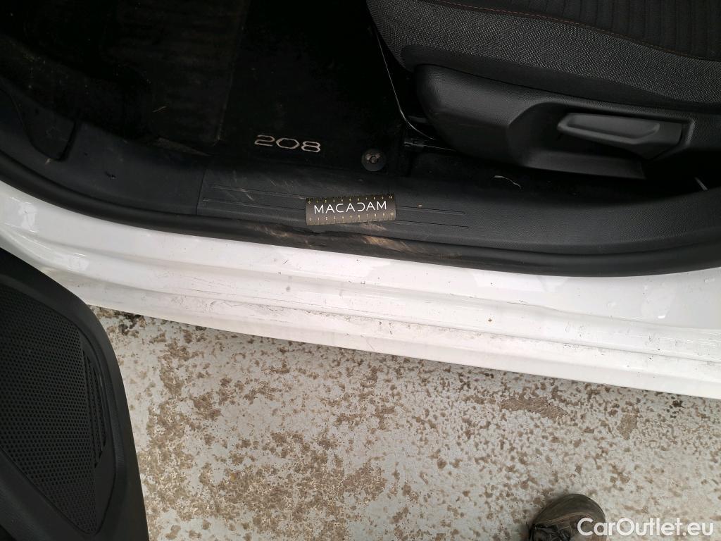 Peugeot  208  Active Business 1.2 PureTech 100CV BVM6 E6d // MALFACONS - VOIR PHOTOS // #12