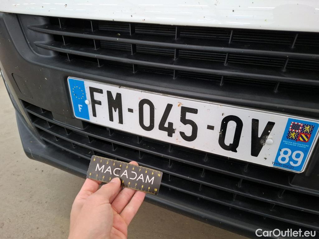  Peugeot  Expert  Kombi L2 1.5 HDi 120CV BVM6 E6d #15