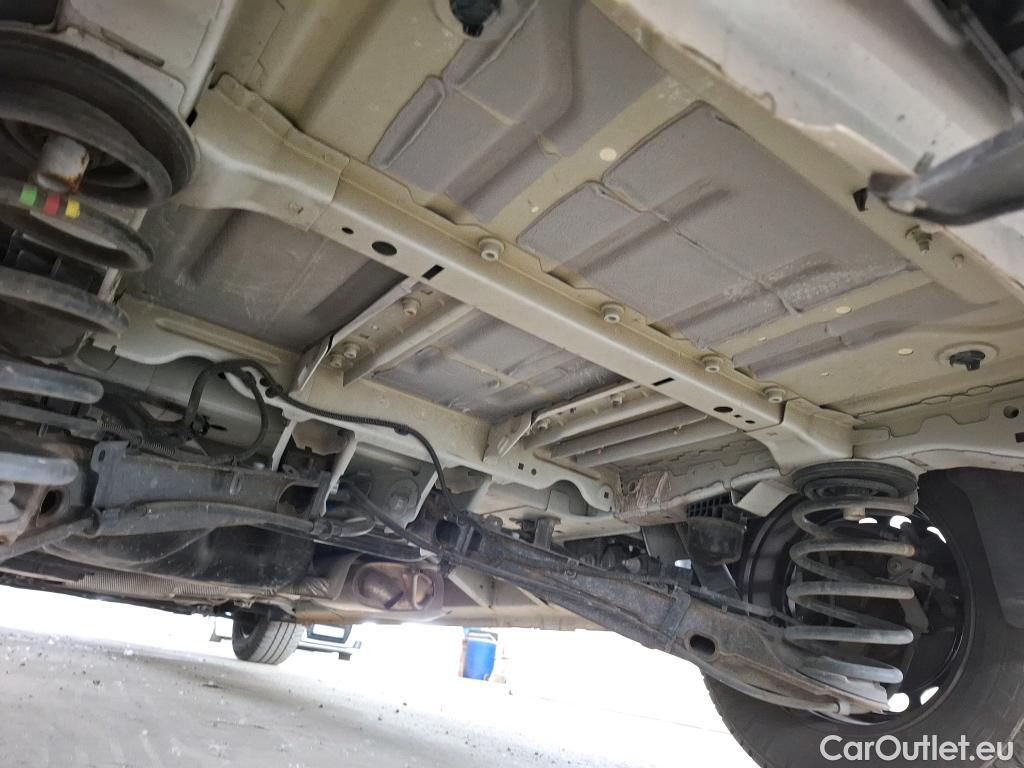  Peugeot  Expert  Kombi L2 1.5 HDi 120CV BVM6 E6d #11