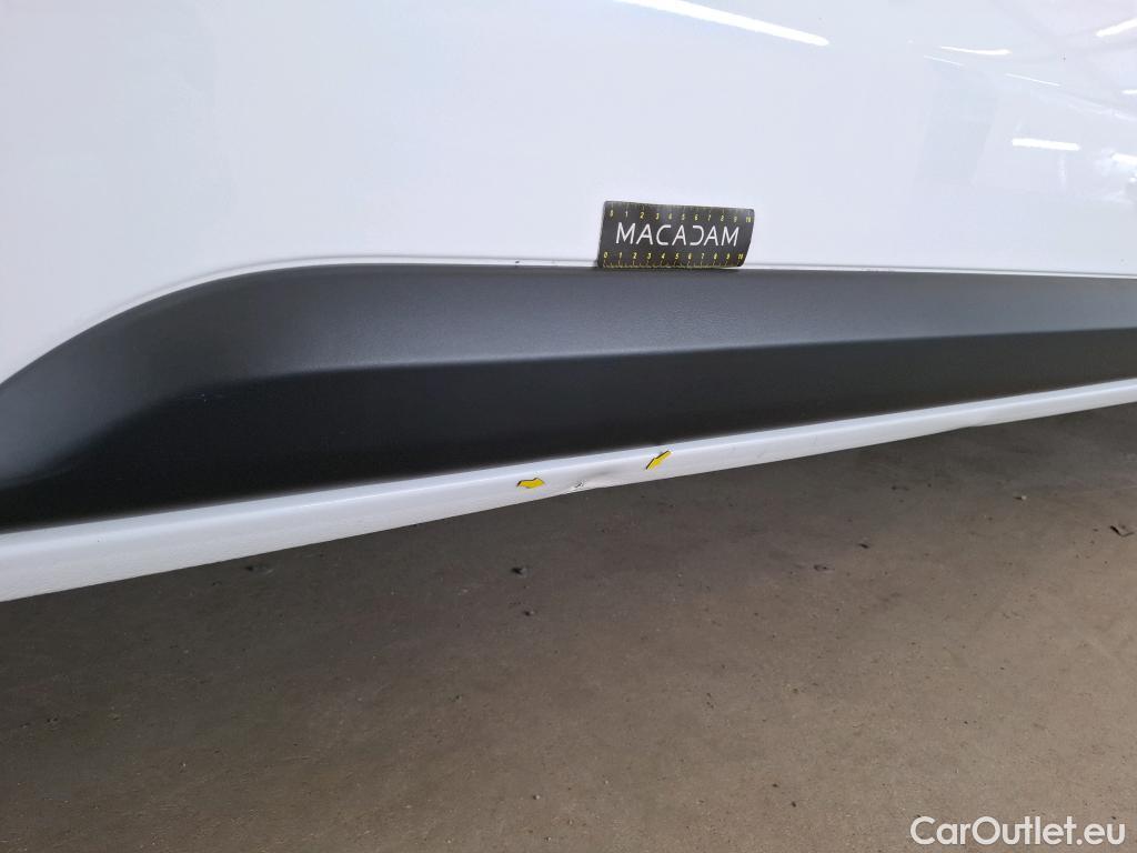  Peugeot  Expert  Kombi L2 1.5 HDi 120CV BVM6 E6d #9
