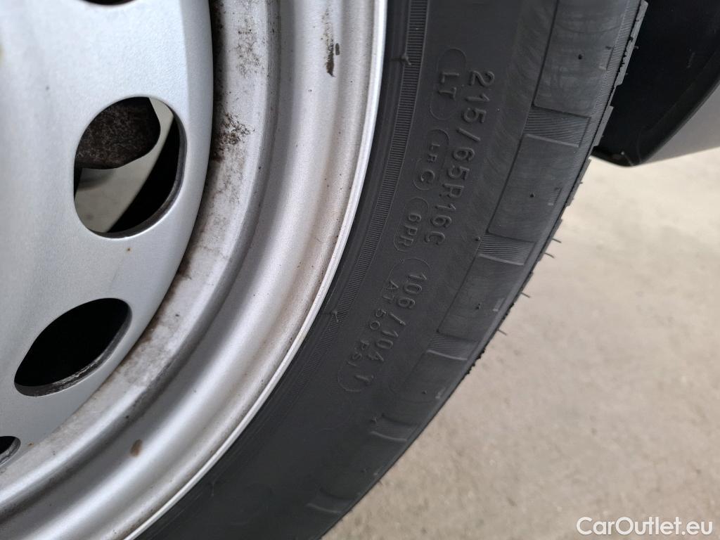  Peugeot  Expert  Kombi L2 1.5 HDi 120CV BVM6 E6d #7