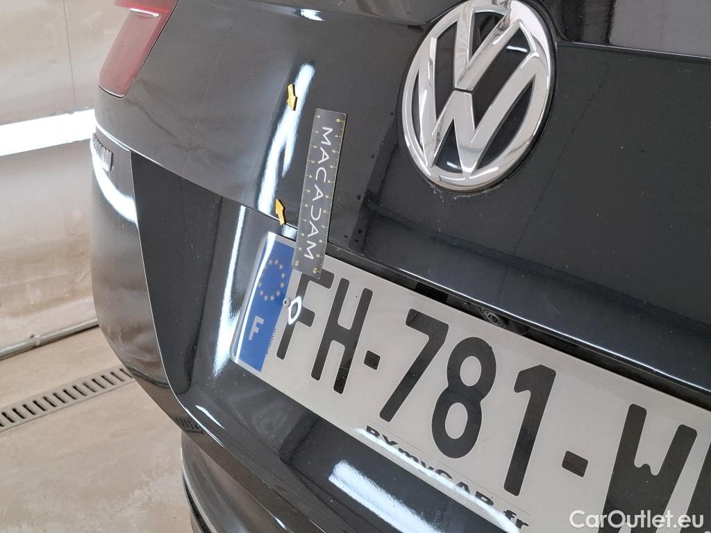  Volkswagen  Tiguan VOLKSWAGEN  5p SUV 20 TDI 150 DSG7 Carat Exclusive #2