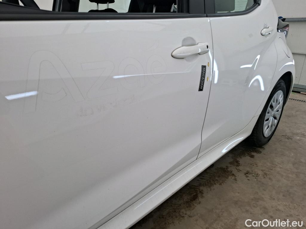  Toyota  Yaris TOYOTA  Hybride / 2019 / 5P / Berline Hybride 116h Dynamic Business Beyond Zer #10