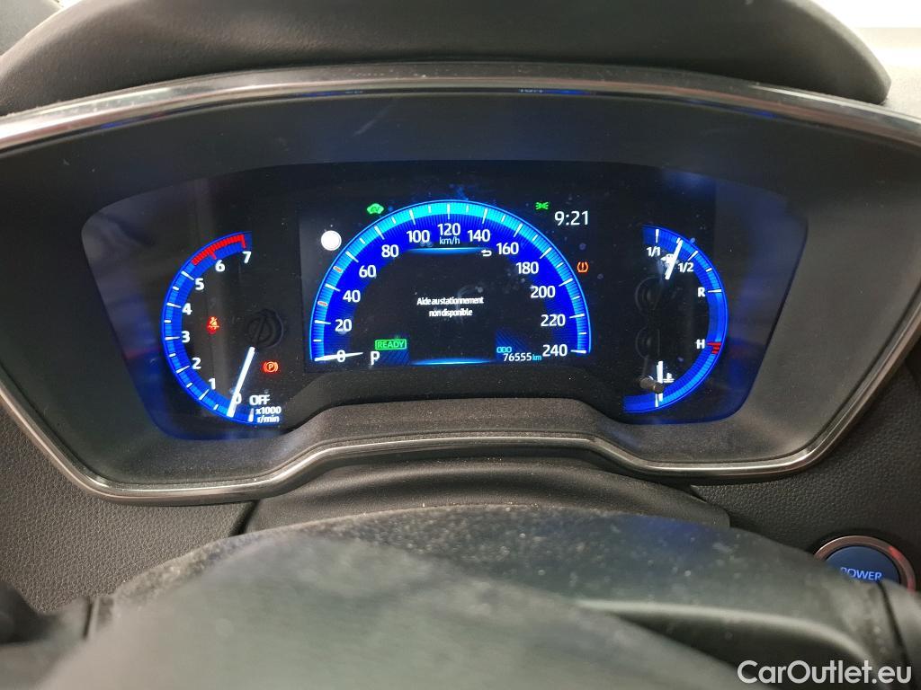 Toyota  Corolla TOYOTA  / 2018 / 5P / Berline Hybride 122h Dynamic Business Stage Acad #24