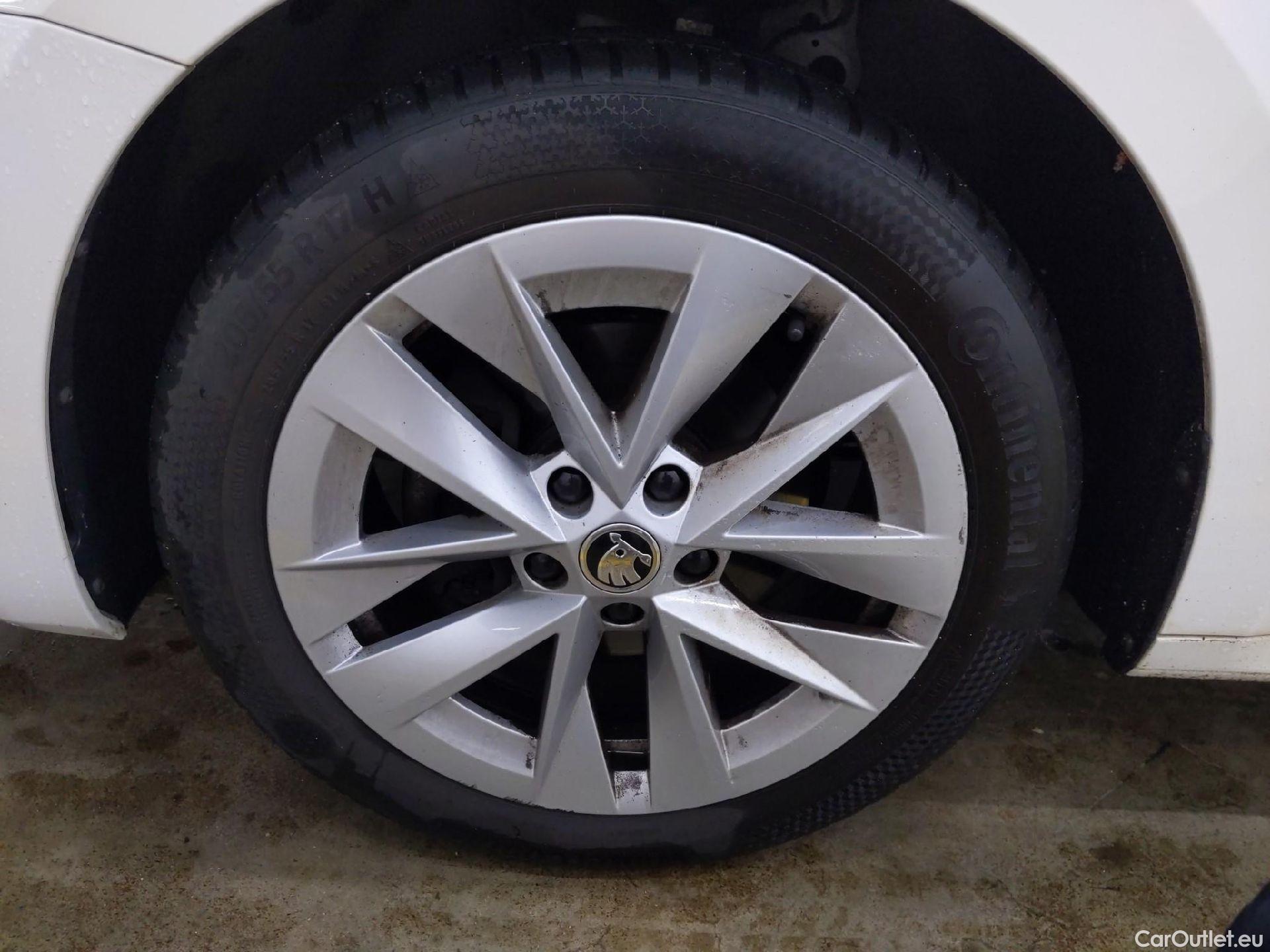  Skoda  Octavia  Break Style 2.0 TDI 150CV BVA7 E6d #3
