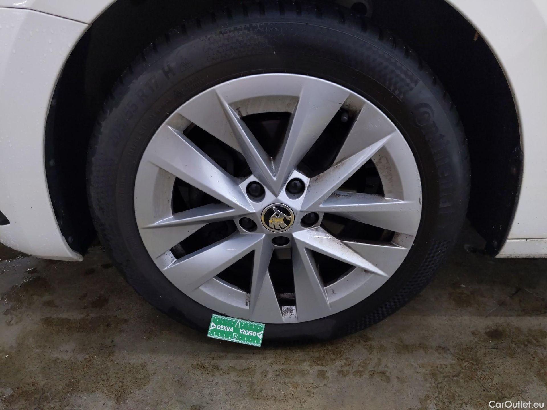  Skoda  Octavia  Break Style 2.0 TDI 150CV BVA7 E6d #14