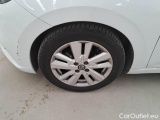  Nissan  Micra NISSAN  / 2016 / 5P / BERLINA IG¿T 100 ACENTA #81
