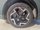  Volkswagen  Tiguan VOLKSWAGEN  / 2023 / 5P / SUV 2.0 TDI 110KW SCR EVO R-LINE DSG #20
