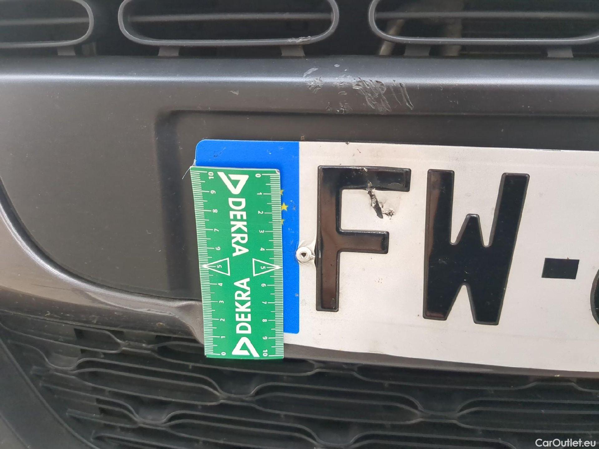  Citroen  C3  Feel Business 1.2 PureTech 80CV BVM5 E6d #10