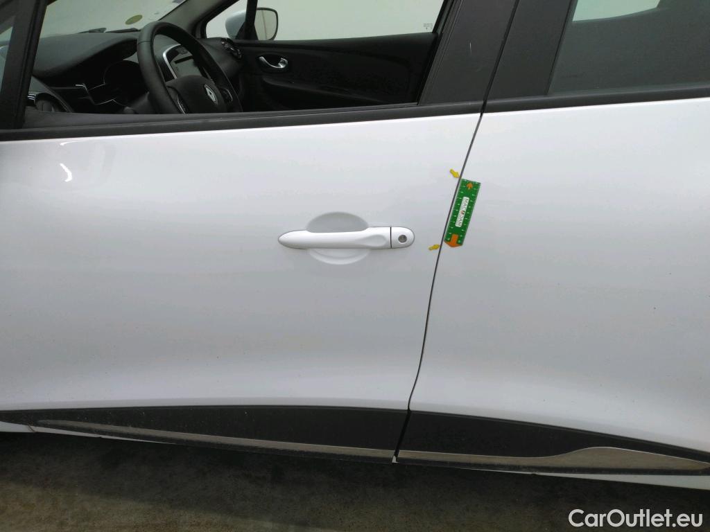  Renault  Clio RENAULT  / 2016 / 5P / Berline &Business dCi 90 - 18 #11