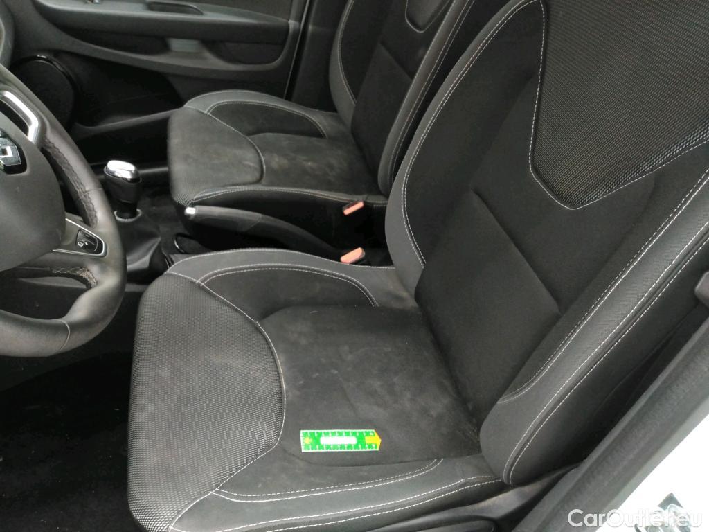  Renault  Clio RENAULT  / 2016 / 5P / Berline &Business dCi 90 - 18 #1
