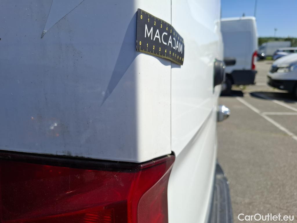  Volkswagen  Crafter  Fourgon e- 35 Fourgon mittellang Hochdach FWD 35kWh BVA #37