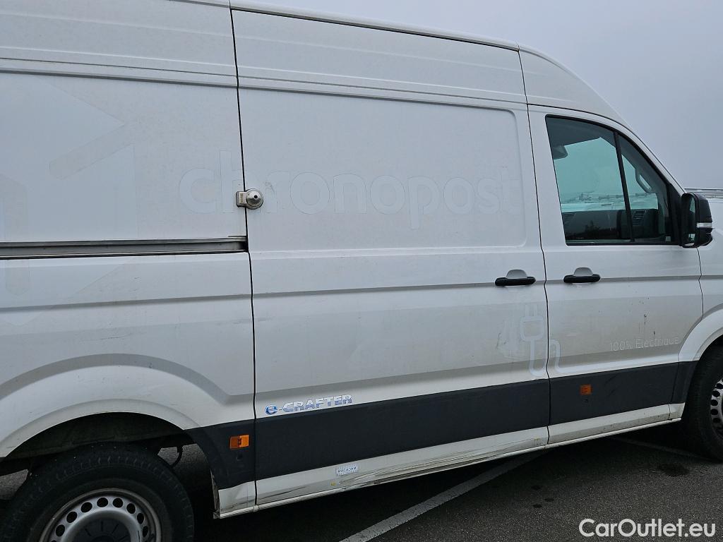  Volkswagen  Crafter  Fourgon e- 35 Fourgon mittellang Hochdach FWD 35kWh BVA #1
