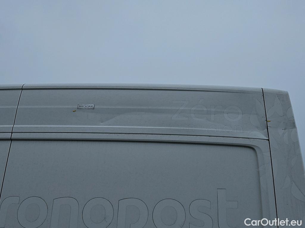  Volkswagen  Crafter  Fourgon e- 35 Fourgon mittellang Hochdach FWD 35kWh BVA #10