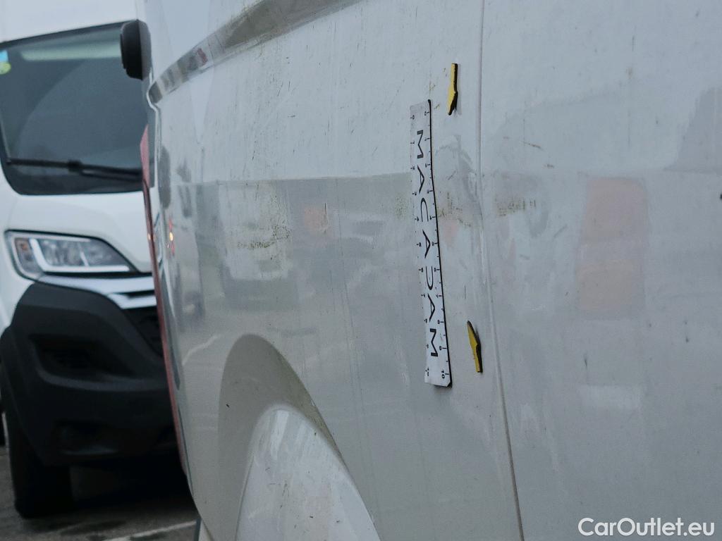  Volkswagen  Crafter  Fourgon e- 35 Fourgon mittellang Hochdach FWD 35kWh BVA #82