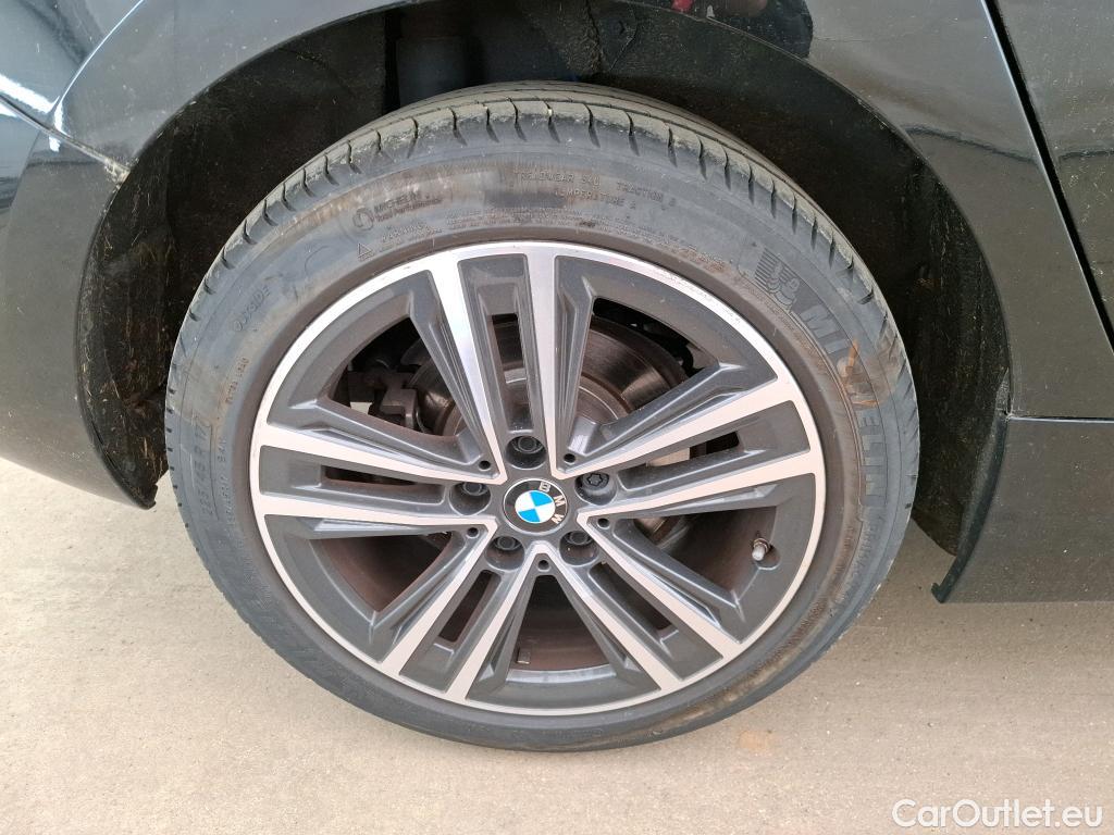  Bmw  Serie 1 BMW Série 1 / 2019 / 5P / Berline 116i Business Design #18