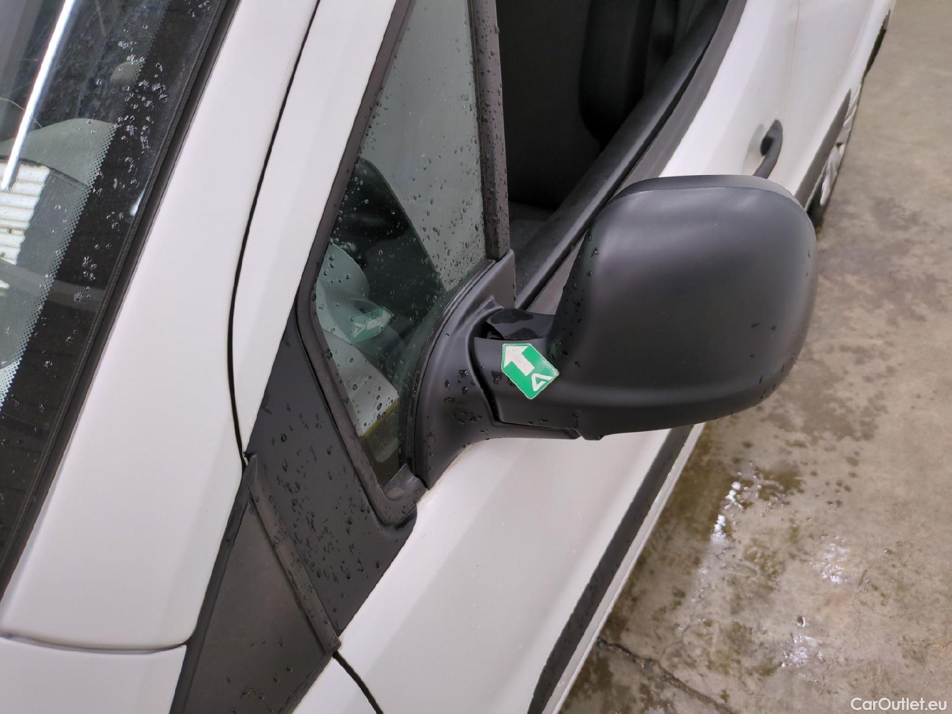  Citroen  Berlingo  Fourgon Business L1 (Court) 1.6 BlueHDi 100CV BVM5 E6 #12