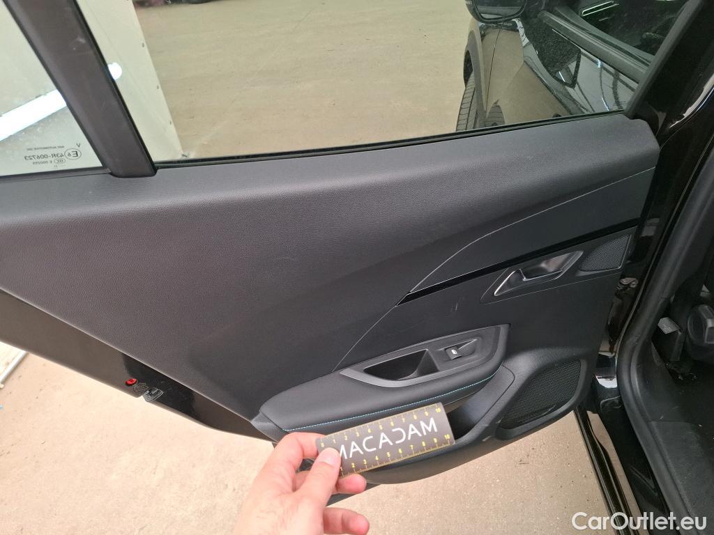  Peugeot  2008  Allure Business 1.5 HDi 130CV BVA8 E6d #3