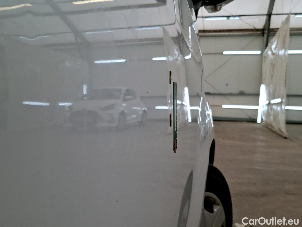  Ford  Transit FORD  Custom / 2018 / 4P / Fourgon tôlé 2.0 ECOBLUE 130 280 L1H1 AUTO TREND BUS #15