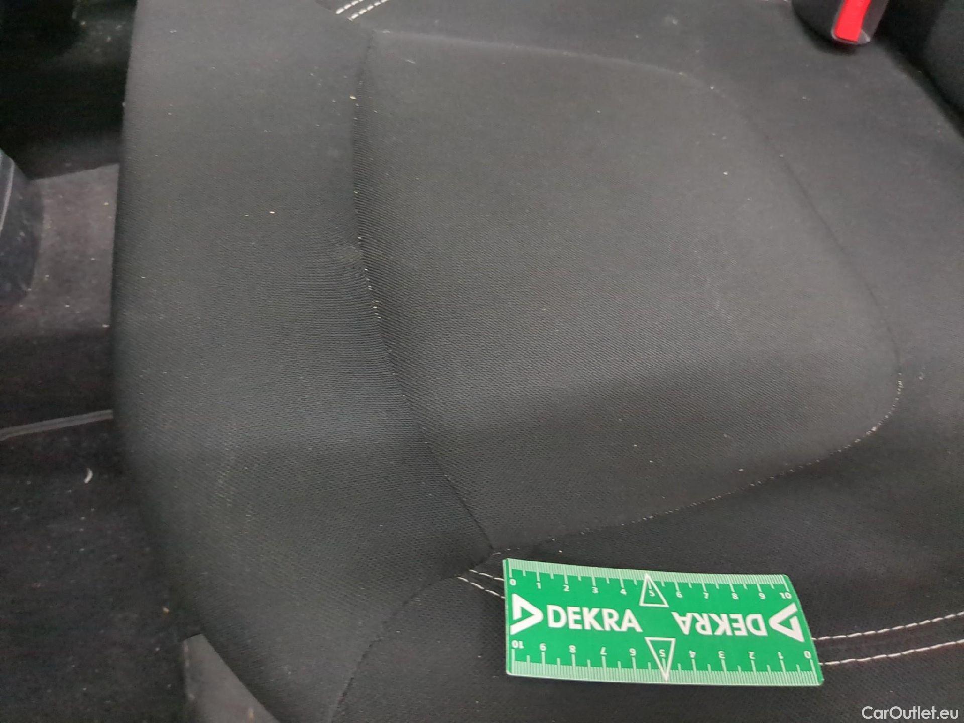  Renault  Captur  Business 0.9 TCe 90CV BVM5 E6 #3