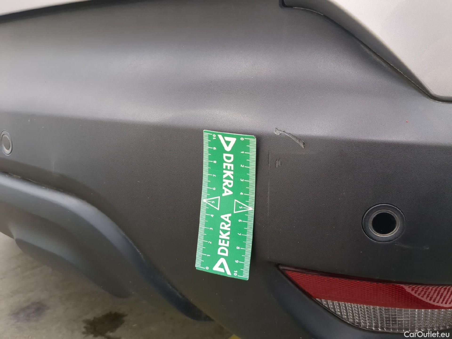  Renault  Captur  Business 0.9 TCe 90CV BVM5 E6 #37