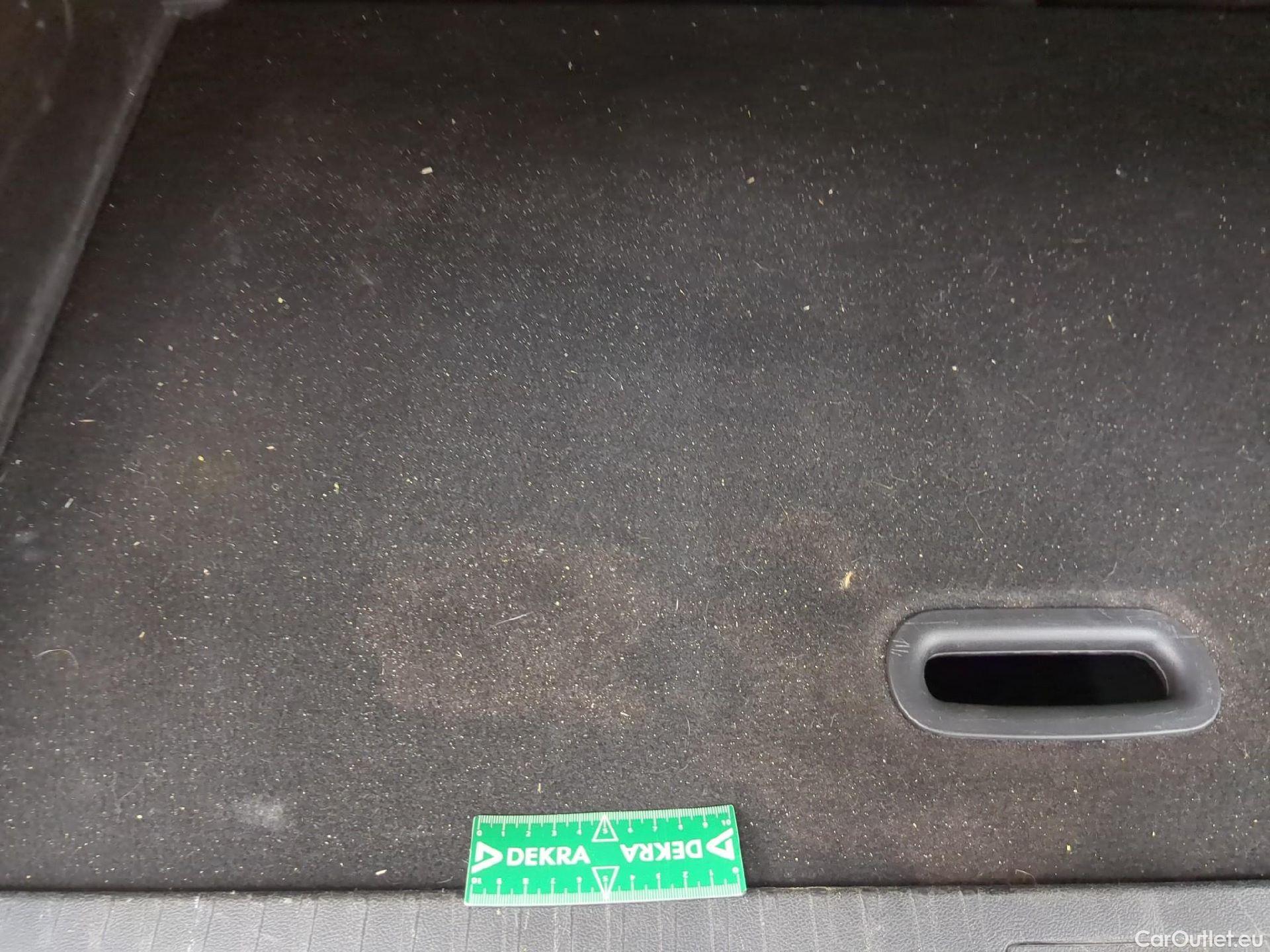  Renault  Captur  Business 0.9 TCe 90CV BVM5 E6 #5