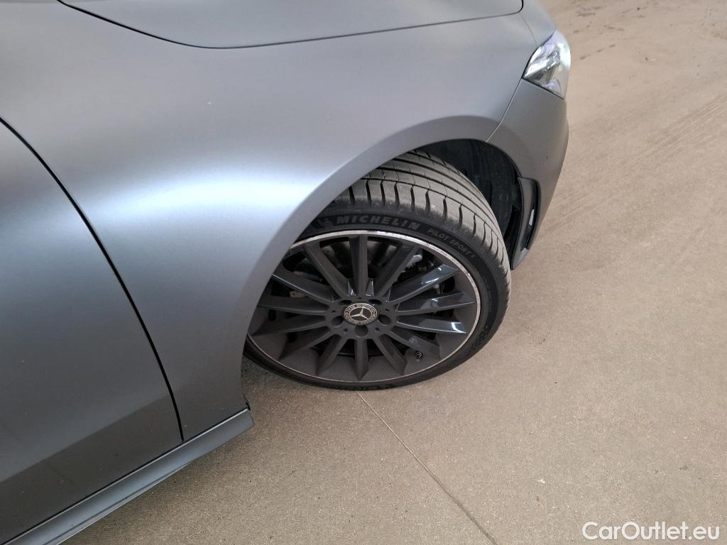  Mercedes  CLA-Klasse MERCEDES-BENZ CLA Coupe / 2019 / 4P / Coupé CLA 200 AMG Line BA7 #41
