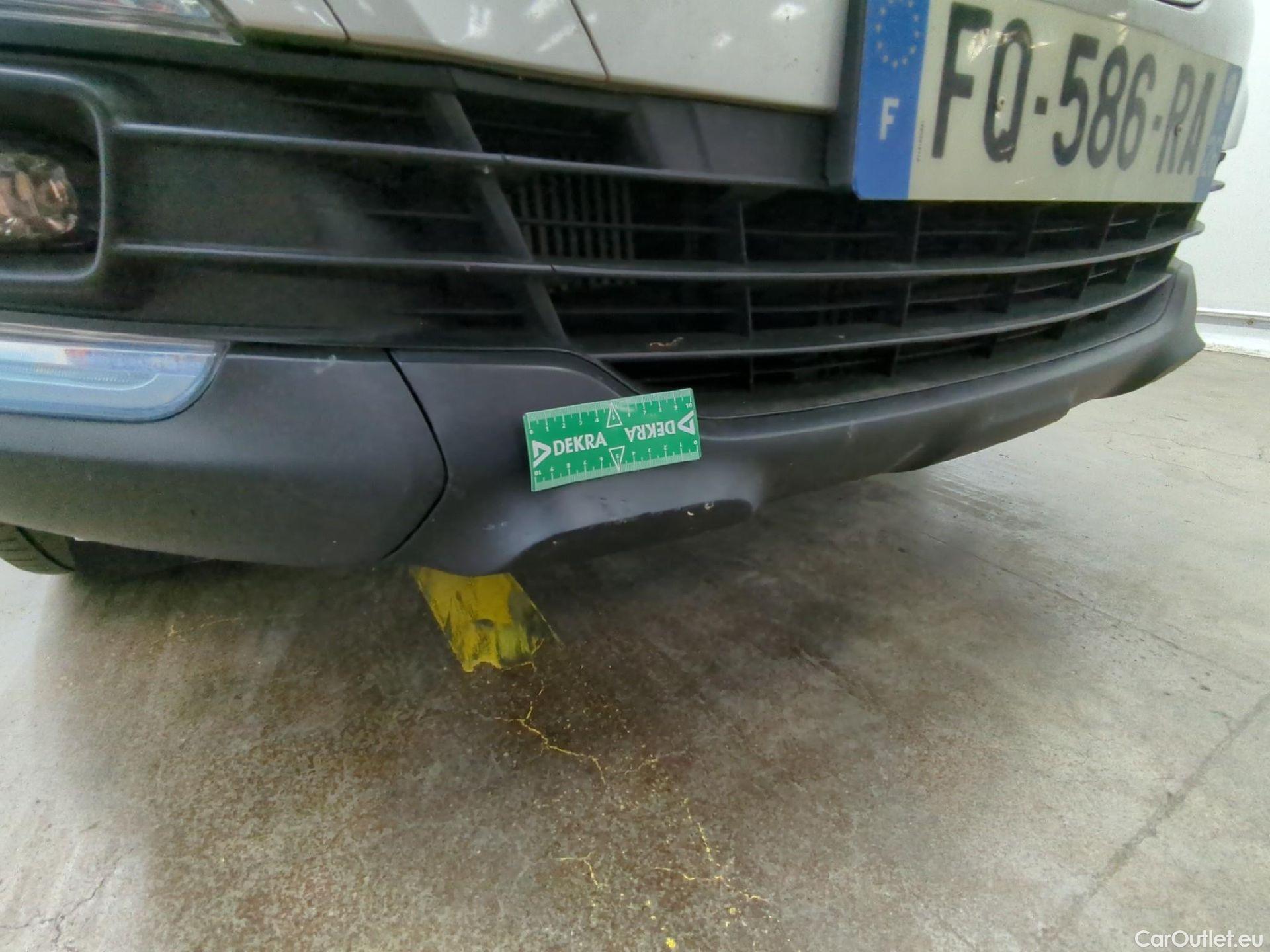  Renault  Captur  Business 0.9 TCe 90CV BVM5 E6 #27