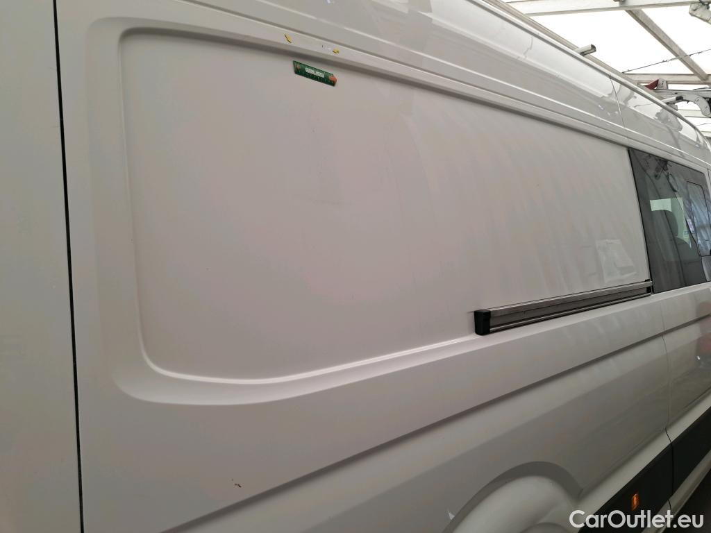  Volkswagen  Crafter VOLKSWAGEN  / 2017 / 4P / Fourgon tôlé 2.0 TDI 140 35 L4H3 Procab Business Line #1